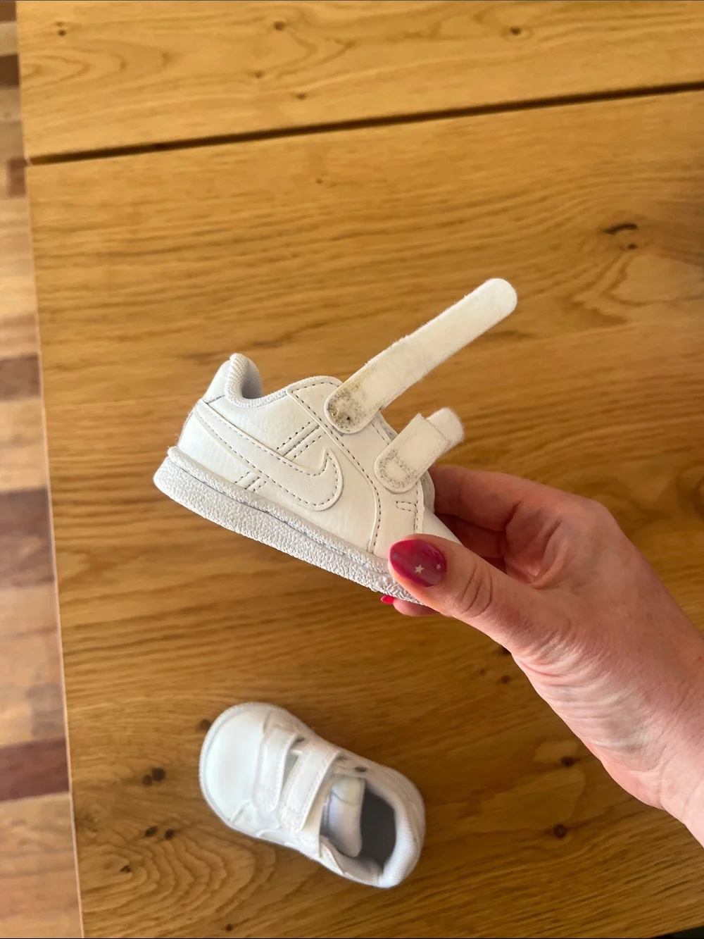 Nike Baby White Velcro Trainer Sneakers (Size 2 or newborn)